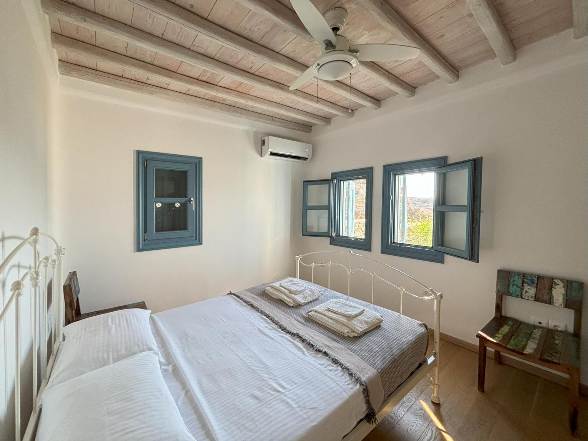 Almyra Yellow Villa Китнос Экстерьер фото
